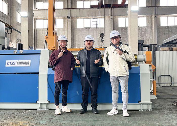 菲律宾客户莅临安博安博首页_安博anbo(中国)
考察——全自动四辊卷板机
